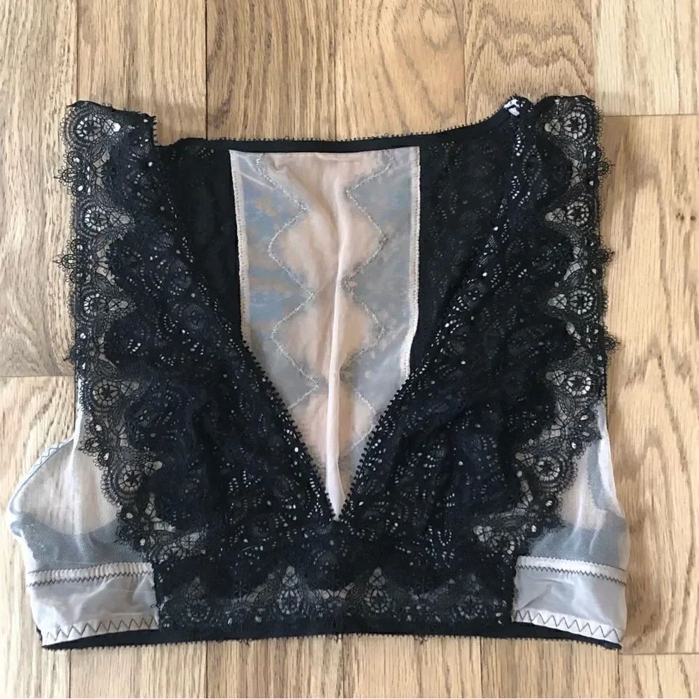 Victoria’s Secret Dream Angels Bralette Size M